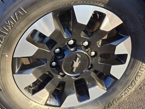 Used 2020 Chevrolet Silverado 2500 LT w/ All Star Edition image 25