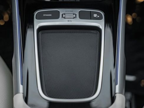 Certified 2025 Mercedes-Benz GLB 250 4MATIC image 25