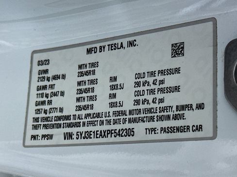 Used 2023 Tesla Model 3 Standard Range RWD image 12