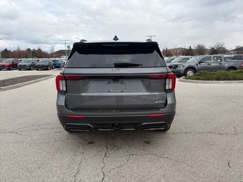 Used 2025 Ford Explorer ST-Line w/ Premium Package image 6