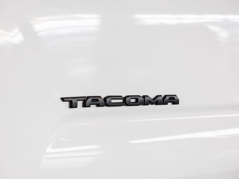 Used 2023 Toyota Tacoma SR w/ Trail Edition image 6