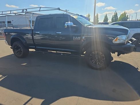 Used 2016 RAM 2500 Laramie AWD/4WD image 6