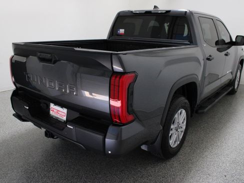 Used 2026 Toyota Tundra SR5 w/ SR5 Convenience Package RWD image 7