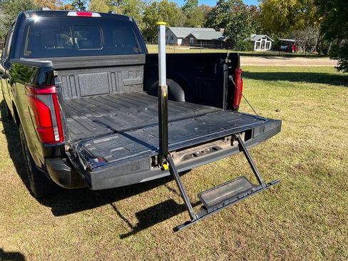 Used 2024 Ford F150 King Ranch w/ FX4 Off-Road Package image 43