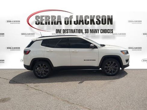 Used 2021 Jeep Compass Latitude image 9