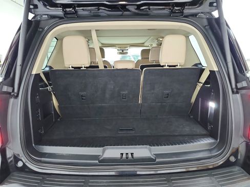 Used 2023 Ford Expedition Limited image 47