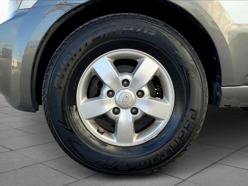 Used 2007 Kia Sorento EX image 10