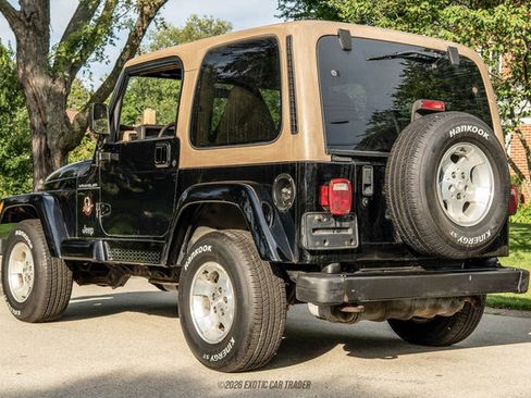 Used 2002 Jeep Wrangler Sahara AWD/4WD image 4