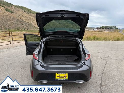 Used 2022 Toyota Corolla SE w/ Blackout Package (TMS) FWD image 28