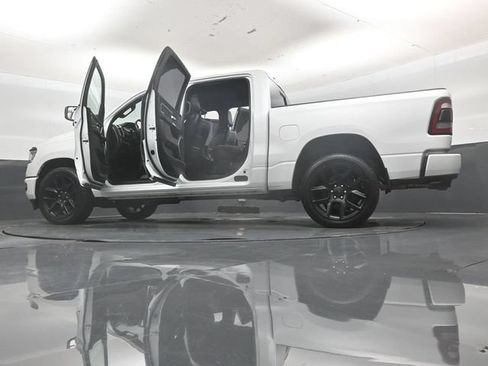 Used 2024 RAM 1500 Laramie AWD/4WD image 60