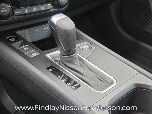 New 2026 Nissan Kicks SV image 14