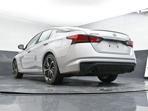 Used 2023 Nissan Altima 2.5 SR image 33