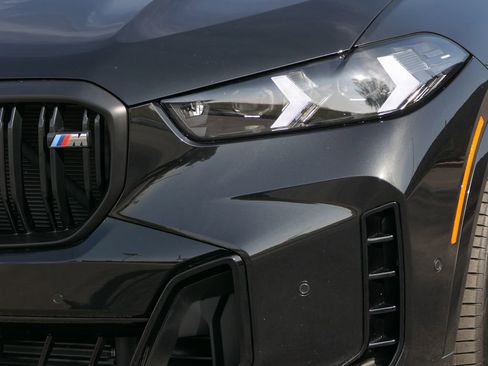 Used 2025 BMW X5 M60i image 9