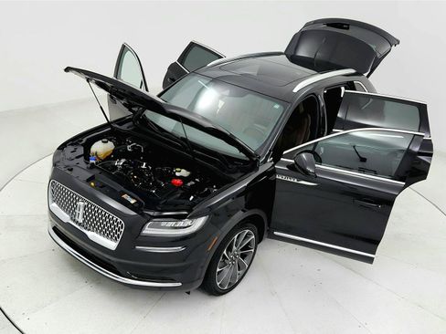Used 2022 Lincoln Nautilus Reserve w/ Equipment Group 201A AWD/4WD image 21