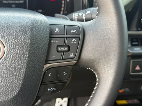Used 2026 Toyota Camry SE w/ Convenience Package FWD image 15