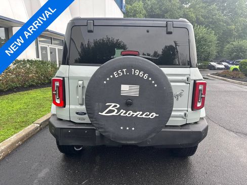 Used 2024 Ford Bronco Outer Banks AWD/4WD image 3