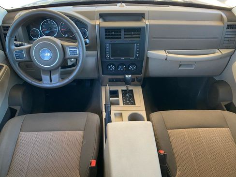 Used 2012 Jeep Liberty Sport w/ Popular Equipment Group RWD image 17