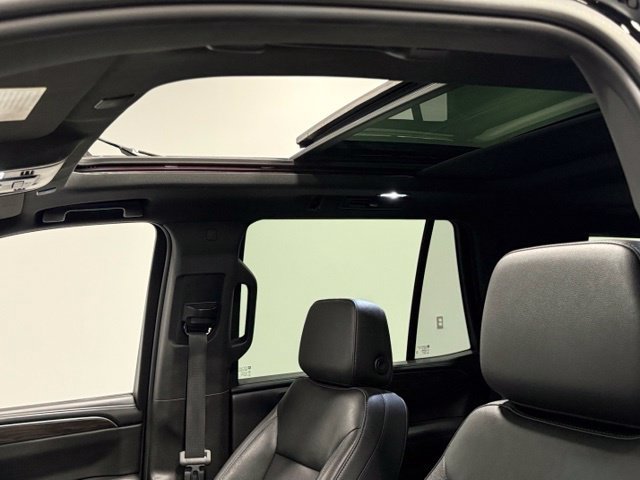 Used 2021 Chevrolet Tahoe LT w/ LT Signature Plus Package RWD image 33