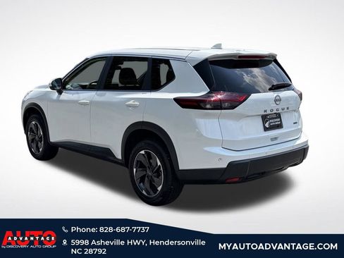 Used 2025 Nissan Rogue SV AWD/4WD image 5