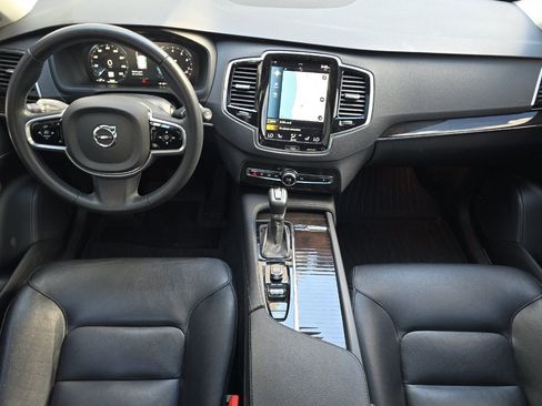 Used 2017 Volvo XC90 T6 Momentum w/ Vision Package AWD/4WD image 15