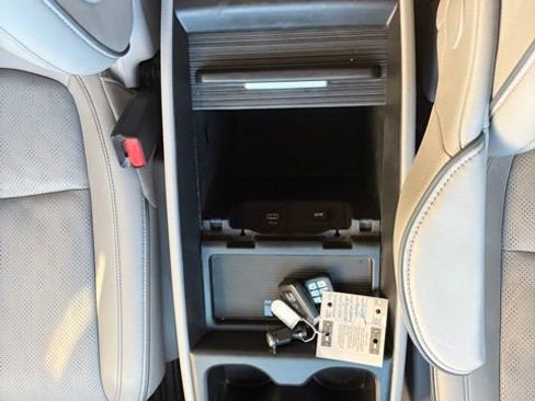 Used 2024 Honda Odyssey Elite image 25
