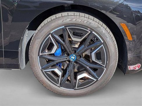 Used 2024 BMW iX xDrive50 w/ Premium Package AWD/4WD image 19
