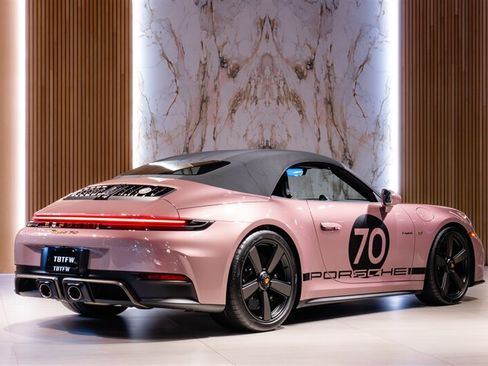 Used 2026 Porsche 911 GTS RWD image 5
