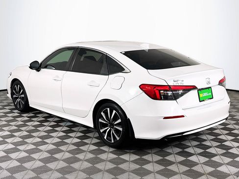 Used 2024 Honda Civic EX image 6
