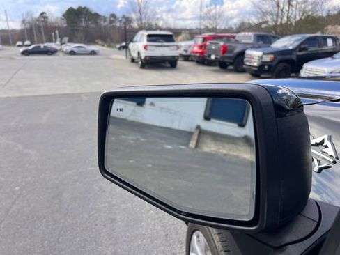 Used 2019 Chevrolet Silverado 1500 High Country image 13