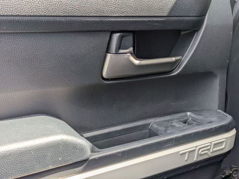 Used 2024 Toyota Tacoma TRD Off-Road image 27