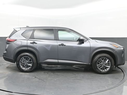 Certified 2025 Nissan Rogue S image 8