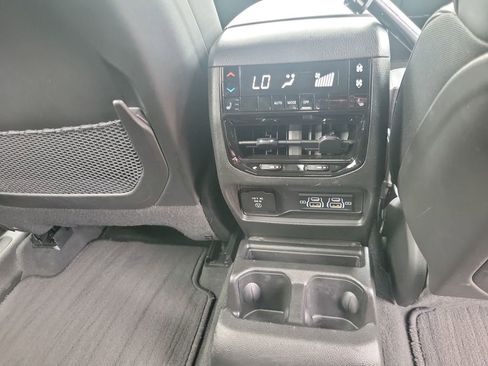 Used 2023 Jeep Grand Cherokee L Overland AWD/4WD image 32