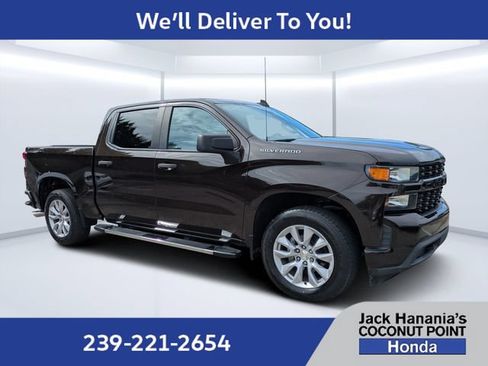Used 2020 Chevrolet Silverado 1500 Custom w/ Custom Value Package RWD image 1