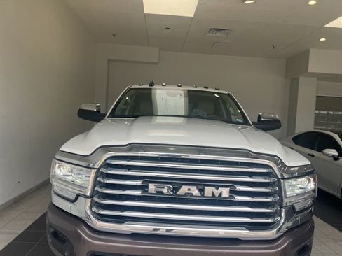 Used 2022 RAM 2500 Limited AWD/4WD image 6