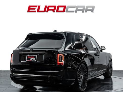 Used 2022 Rolls-Royce Cullinan w/ Cullinan Package AWD/4WD image 6