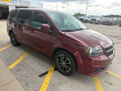 Used 2017 Dodge Grand Caravan SE
