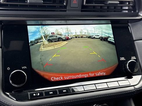 Used 2024 Nissan Z Performance w/ Heritage Edition image 32