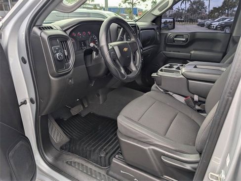 Certified 2022 Chevrolet Silverado 1500 Custom image 6
