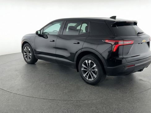 Used 2025 Chevrolet Equinox LT image 6