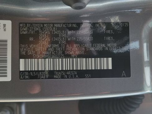 Certified 2026 Toyota Highlander Limited AWD/4WD image 24