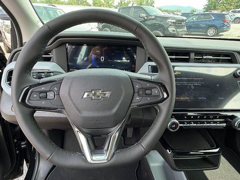 New 2027 Chevrolet Bolt LT w/ Comfort Package FWD image 19