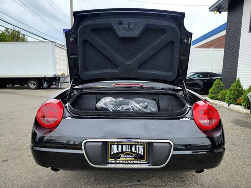 Used 2004 Ford Thunderbird Deluxe image 21