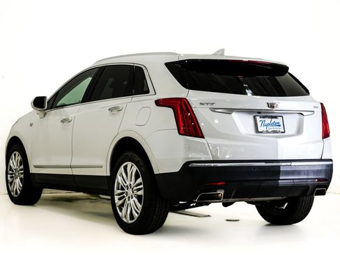 Used 2019 Cadillac XT5 Premium Luxury FWD image 9