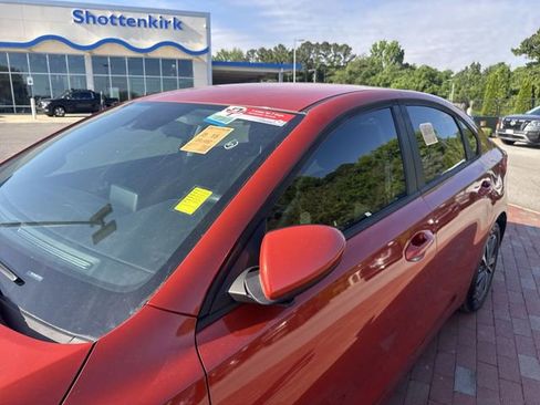 Used 2024 Kia Forte LXS FWD image 5