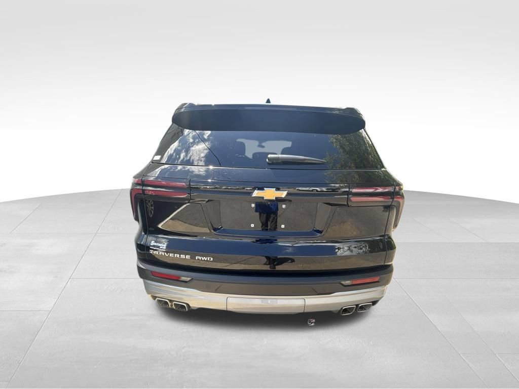 Used 2026 Chevrolet Traverse LT AWD/4WD image 5