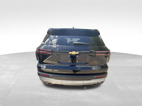 Used 2026 Chevrolet Traverse LT AWD/4WD image 5