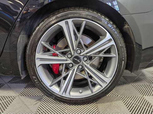 Used 2024 Genesis G70 2.5T w/ Sport Prestige Package image 26