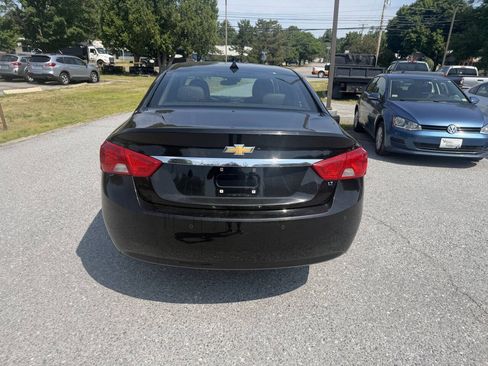 Used 2014 Chevrolet Impala LT w/ Premium Seating Package FWD image 4
