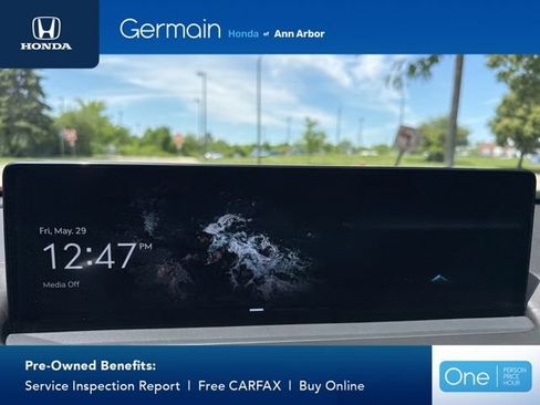 Used 2025 Genesis GV70 3.5T Sport w/ Sport Advanced Package AWD/4WD image 27