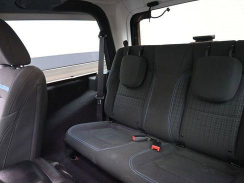 Used 2021 Jeep Wrangler Sport image 19